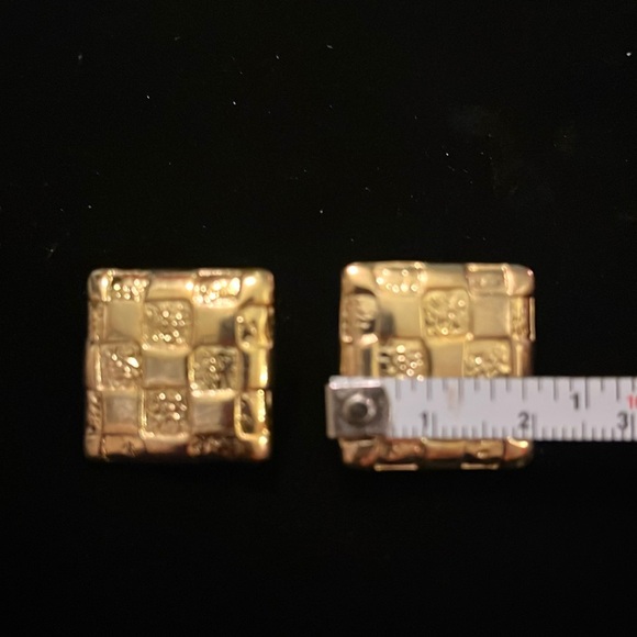 Gold Colored Square Earrings - Picture 17 of 17